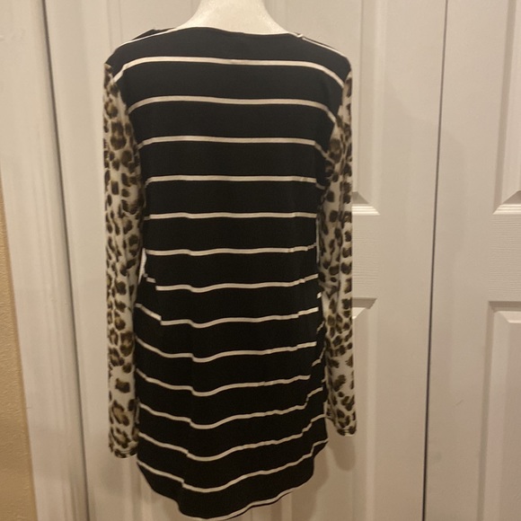 CY fashion, black and cream, striped with leopard print sleeves and pocket - Picture 2 of 4